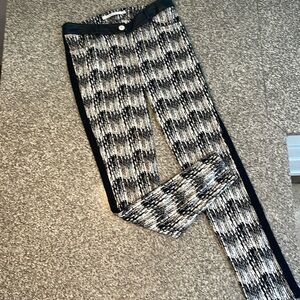Lauren Vidal Paris straight leg black and white pants size medium